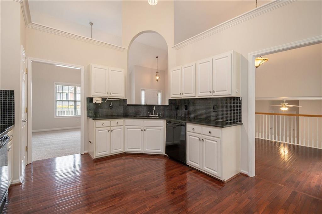 5975 Tate Drive, Austell, Georgia image 11