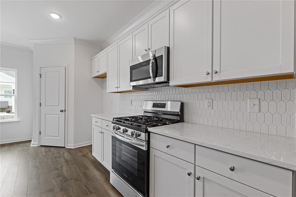 3865 Shelleydale Drive 82