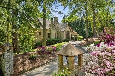 105 Kingston Manor Atlanta GA 30342