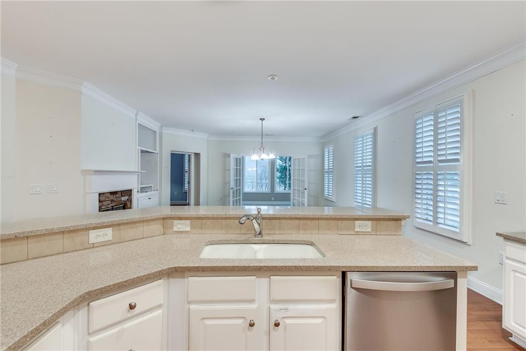 6245 Milton Drive, Cumming, Georgia image 18