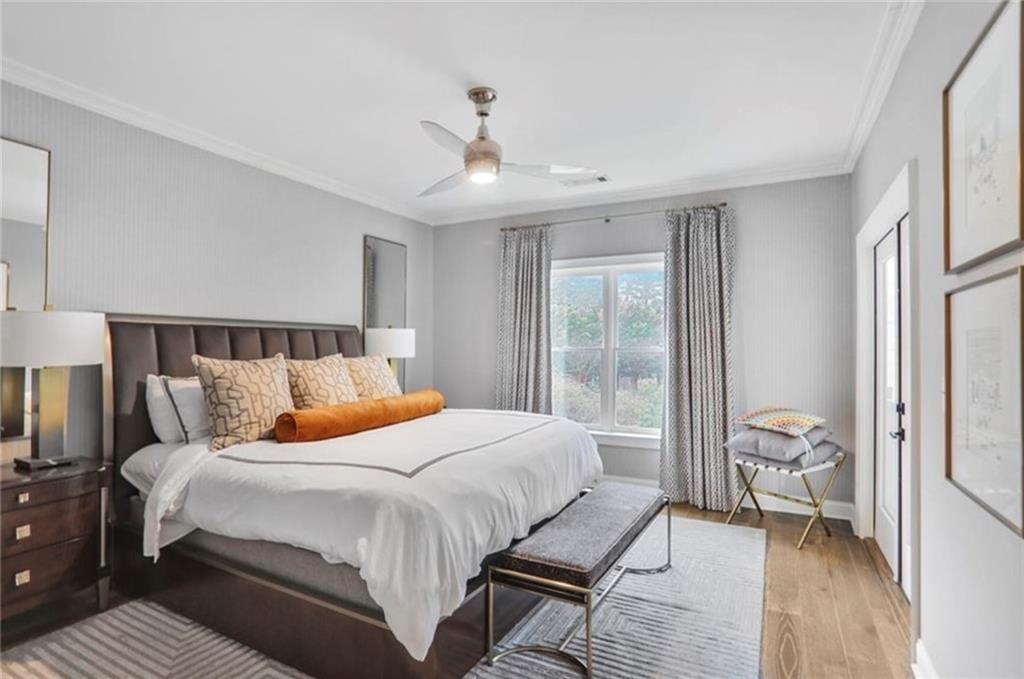 3667 Peachtree Road NE 16