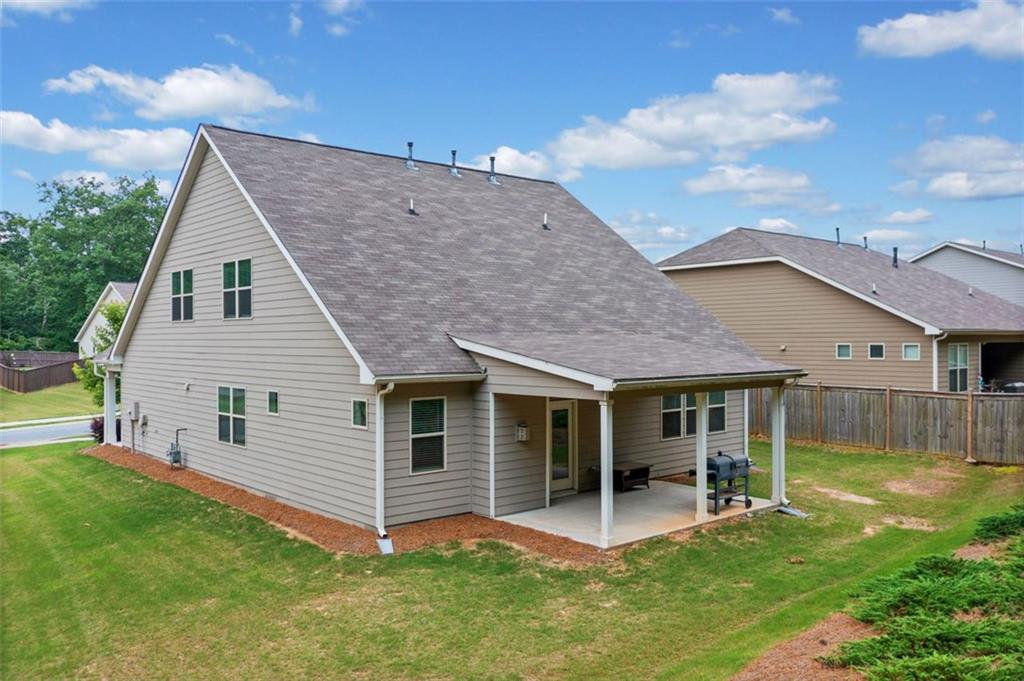 151 ROLLING HILLS Place