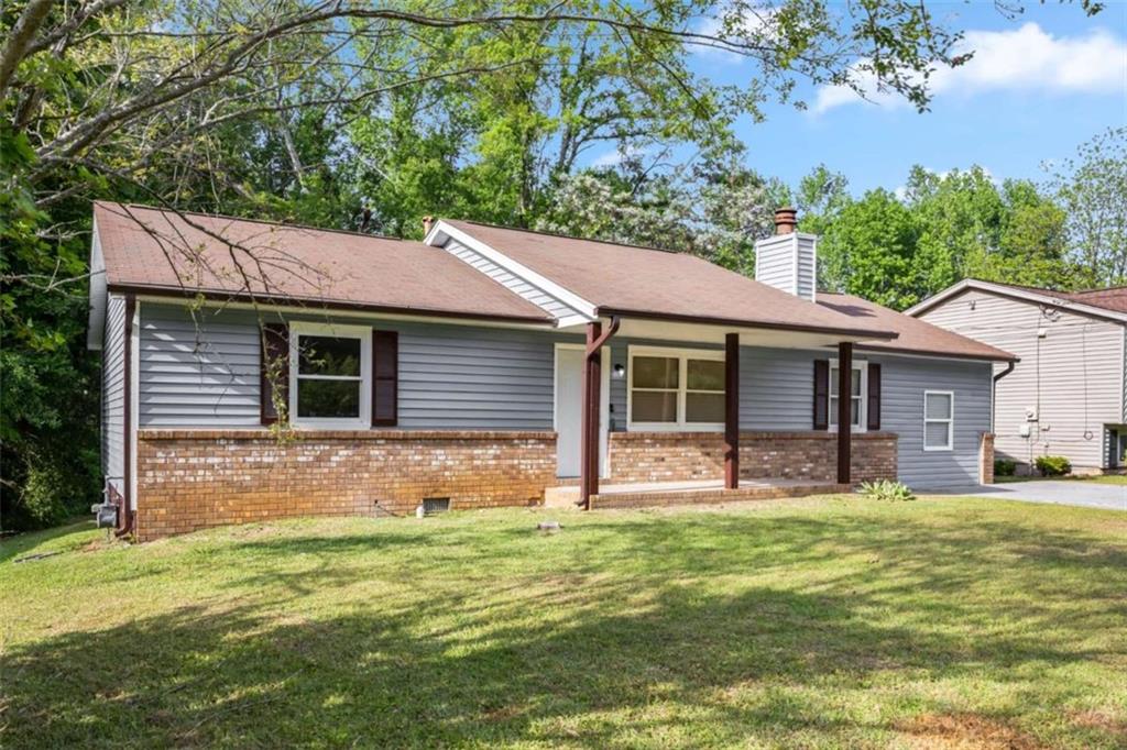 6801 Red Maple Dr Dr, Rex, Georgia image 2