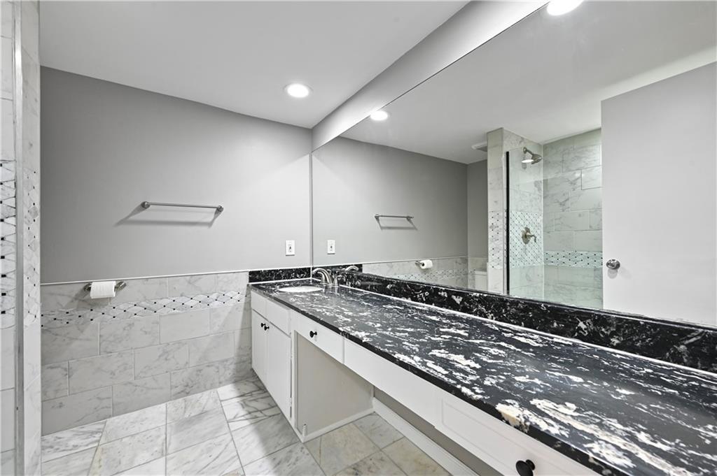 6851 NE Roswell Road #C4, Atlanta, Georgia image 25