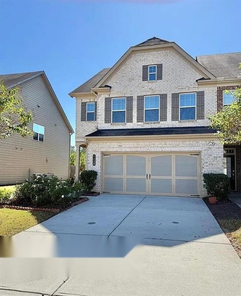 Townhouse For Sale - 7130 Post Park Way<br/> Cumming, GA 30040