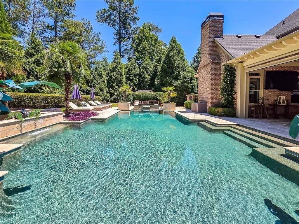 3232 St Elmo Court