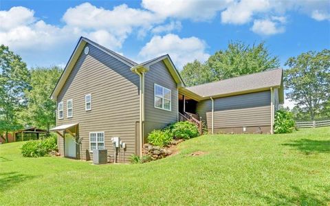 Homes For Sale - 234 Dh Green Road<br/> Demorest, GA 30535