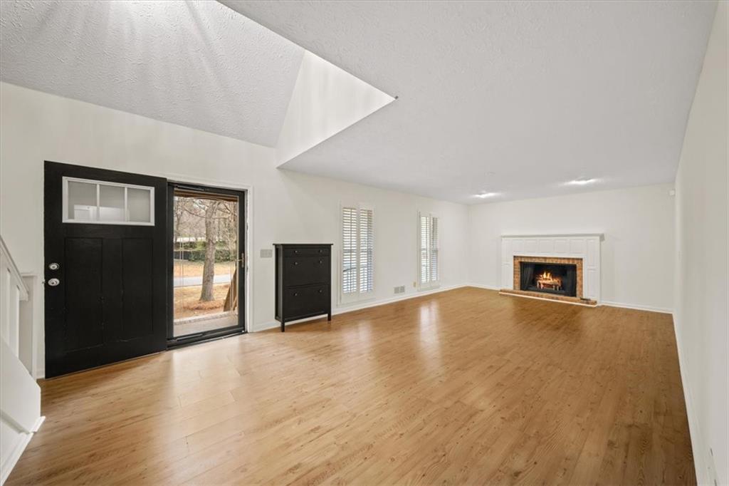 80 Farmington Drive