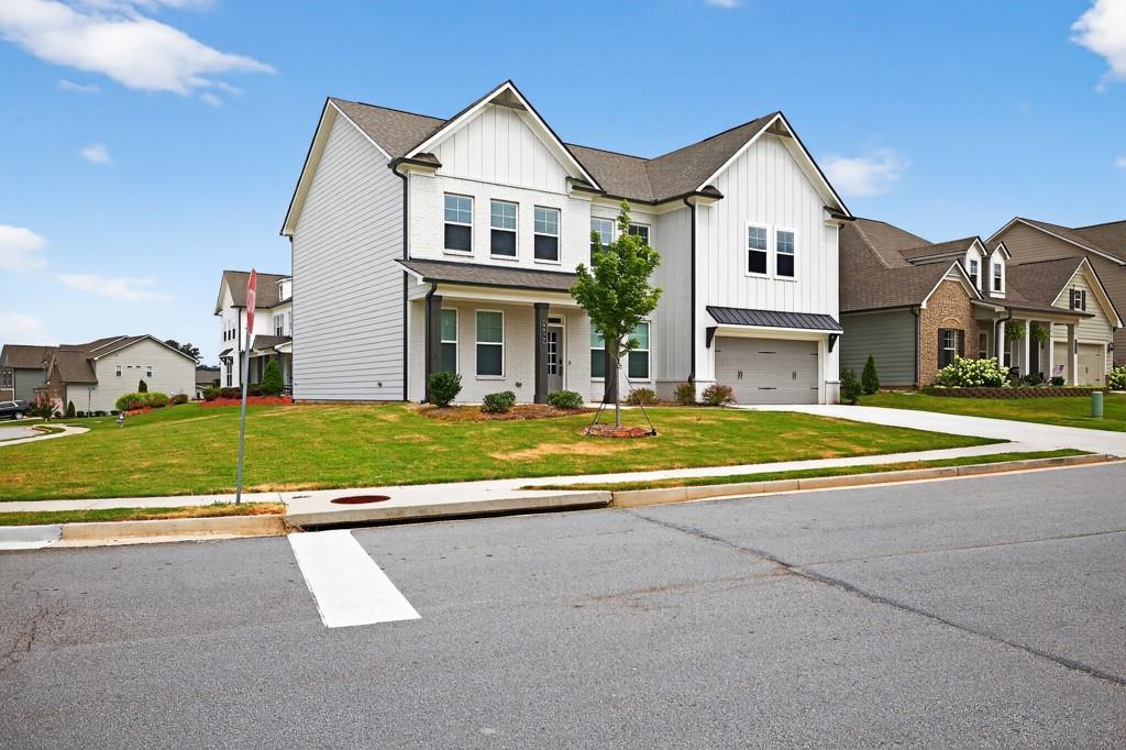 4407 Silver Oak Drive SW
