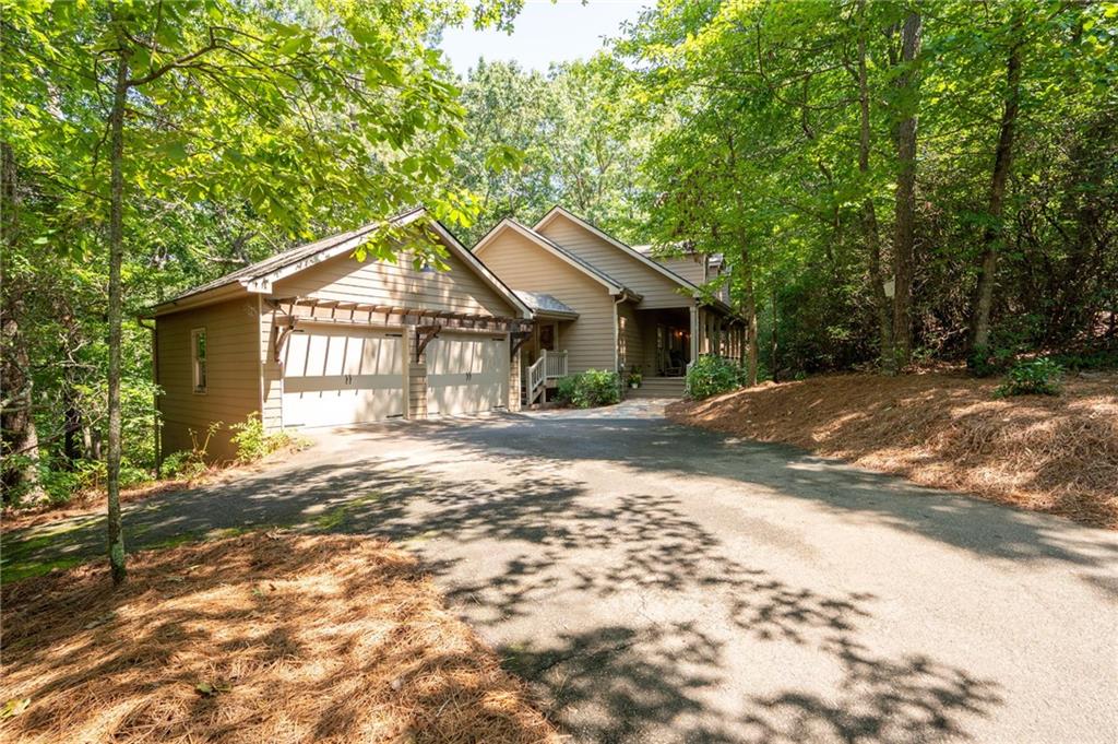 941 Quail Cove Drive