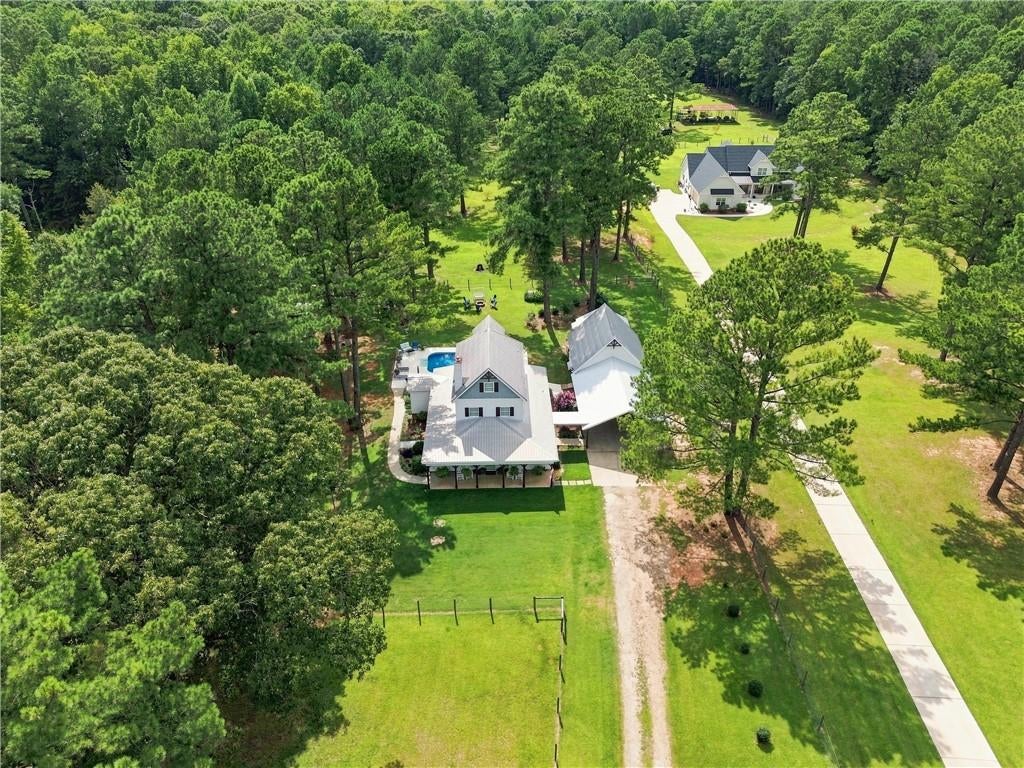 216 Mockingbird Lane