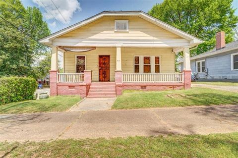 Homes For Sale - 943 Washington Place<br/> Fulton County, Atlanta, GA 30314