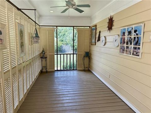 A home in Powder Springs