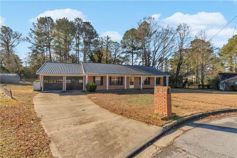 1999 Sewing Circle Lithonia GA 30058