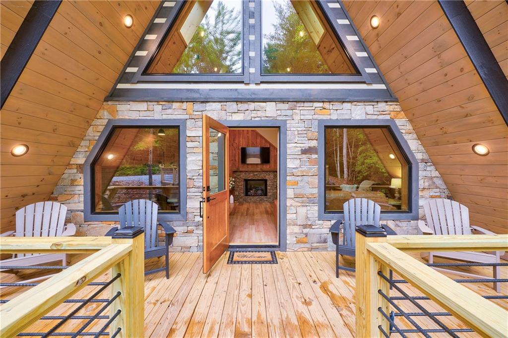 60 Bridle Path