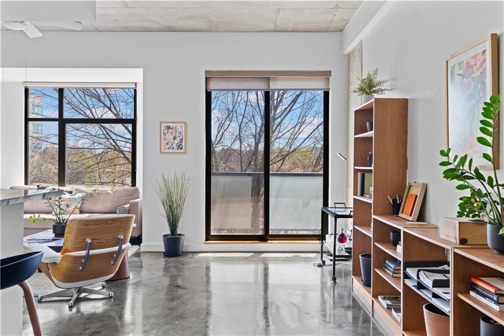 335 W Ponce De Leon Avenue 404