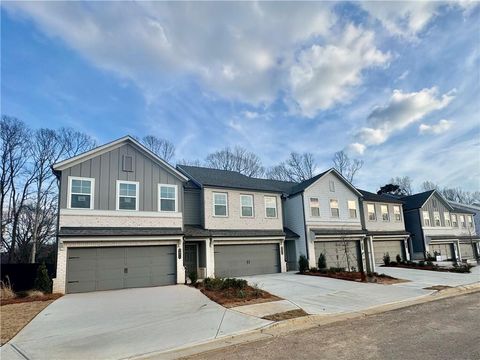 Townhouse For Sale - 5471 Allegro Lane<br/> Hall County, Flowery Branch, GA 30542