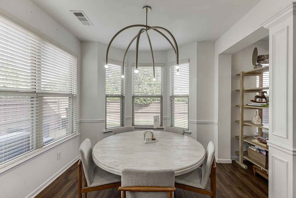 944 Spicy Oak Drive, Lawrenceville, Georgia image 9