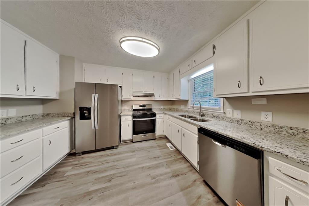 Magnolia Walk - Residential Lease