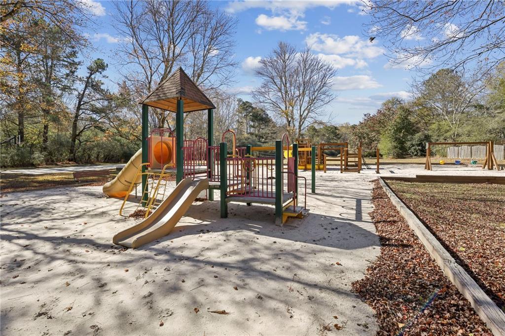 Willow Run - Residential