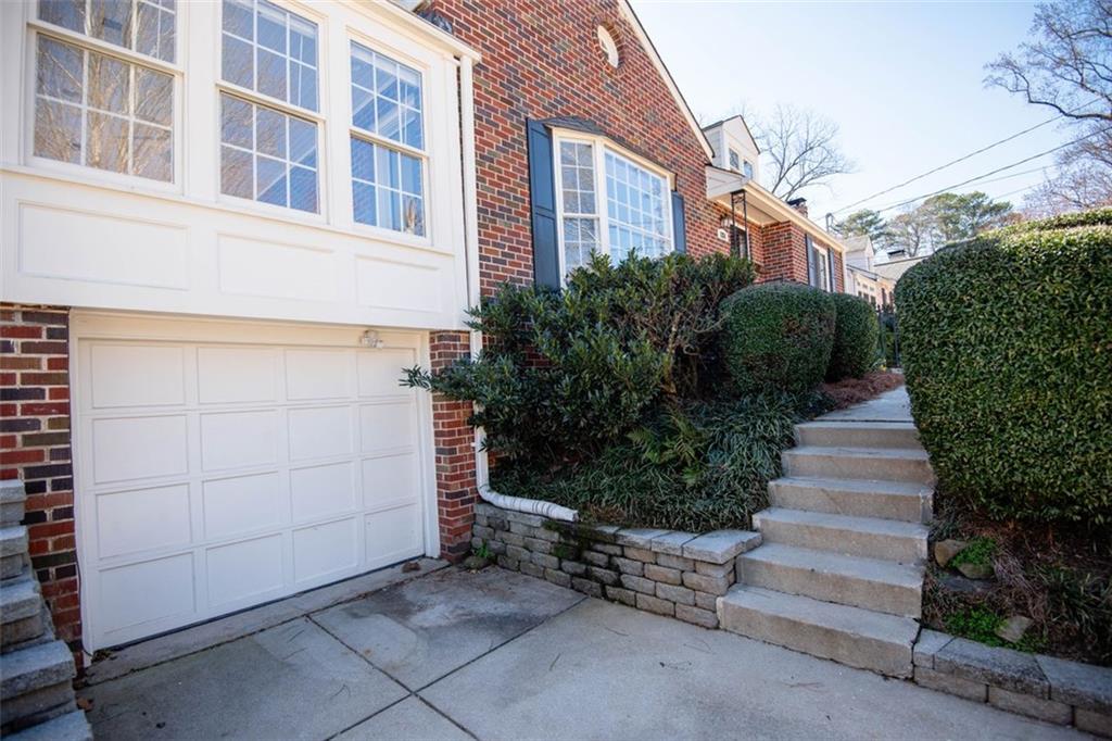 1251 Cumberland Road NE