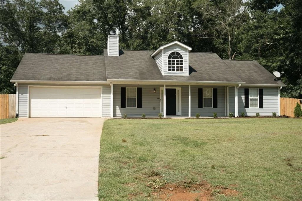 1215 Browns Country Lane