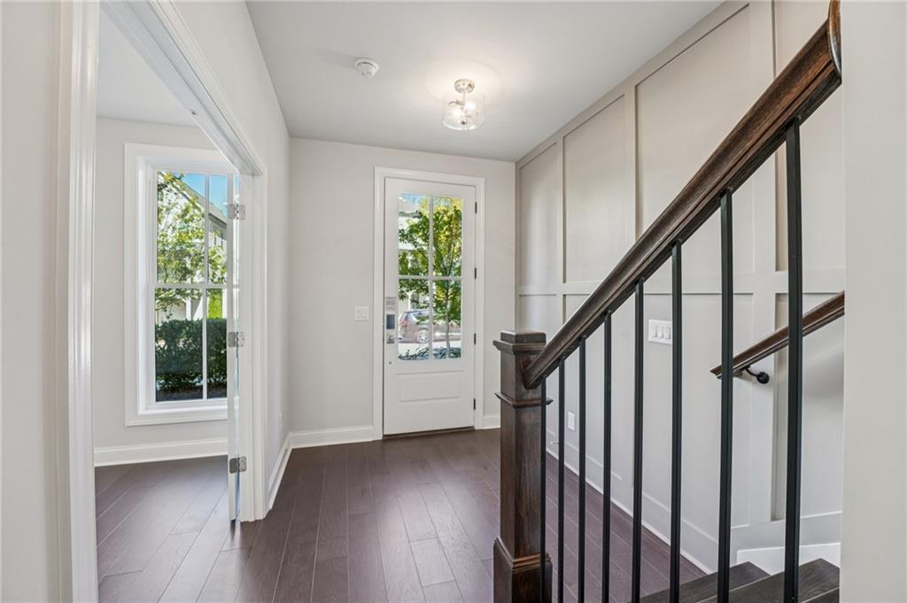 Towns on Thompson - Residential