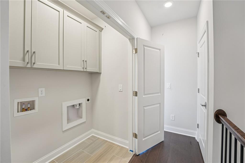 Towns on Thompson - Residential