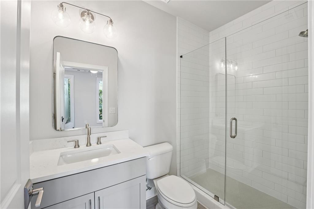 Towns on Thompson - Residential