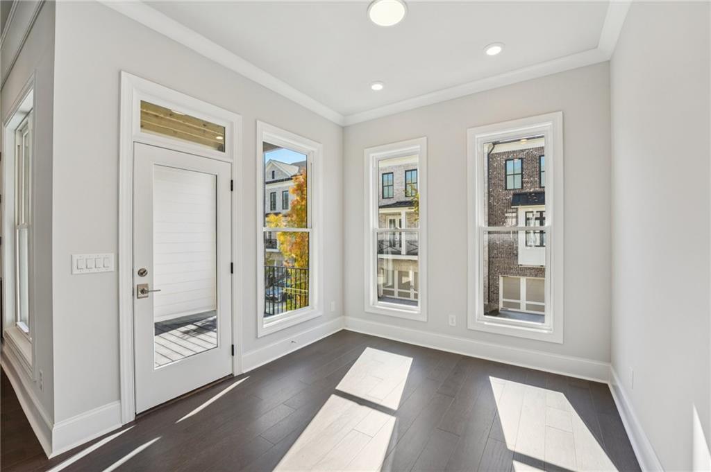 Towns on Thompson - Residential