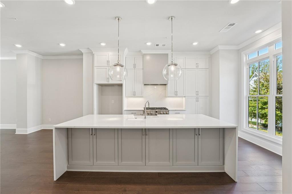 Towns on Thompson - Residential