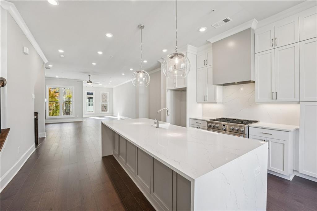 Towns on Thompson - Residential