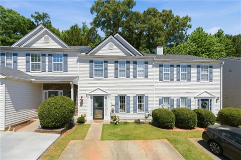 Townhouse For Sale - 138 Timber Gate Drive<br/> Lawrenceville, GA 30045