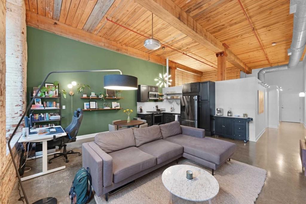 170 Boulevard SE 114H