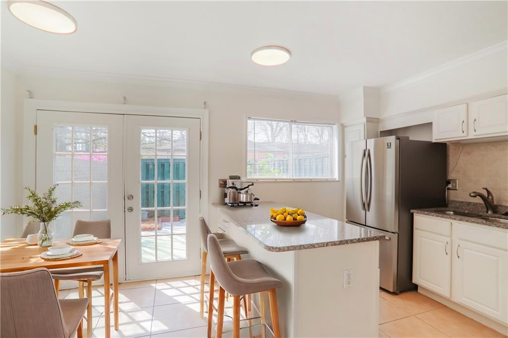 3077 Colonial Way #F, Atlanta, Georgia image 7