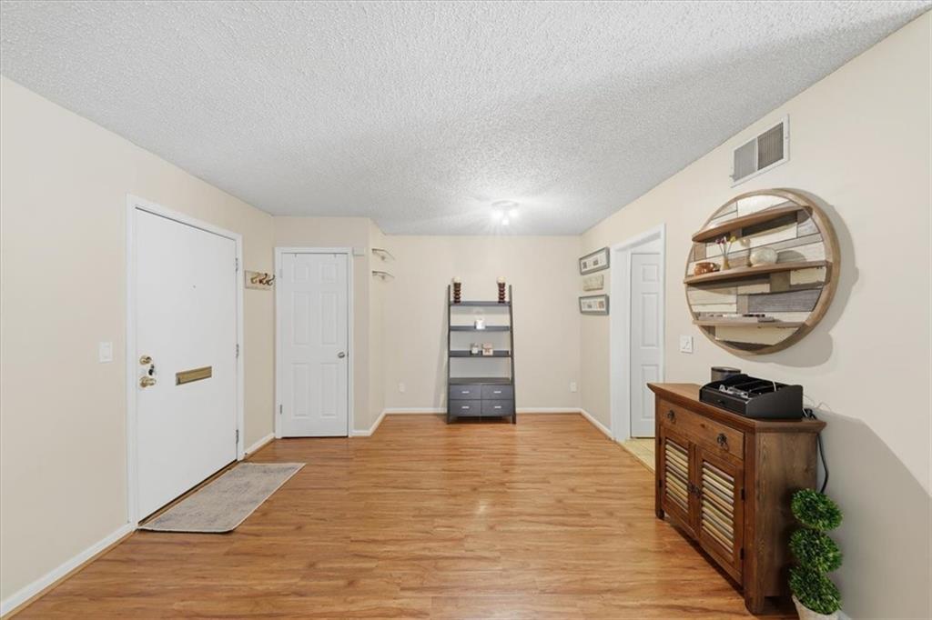 225 Triumph Drive NW