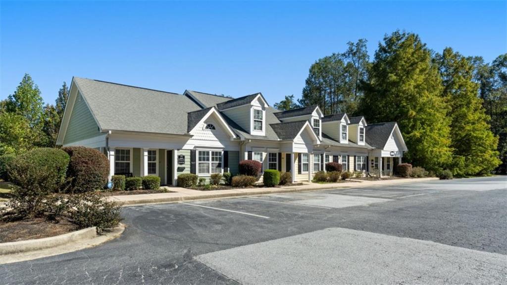 500 W Lanier Avenue W 301