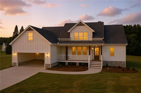 104 Bob White Drive Calhoun GA 30701