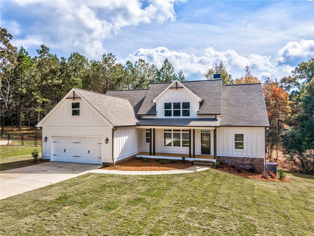 104 Bob White Drive, Calhoun, Georgia image 2