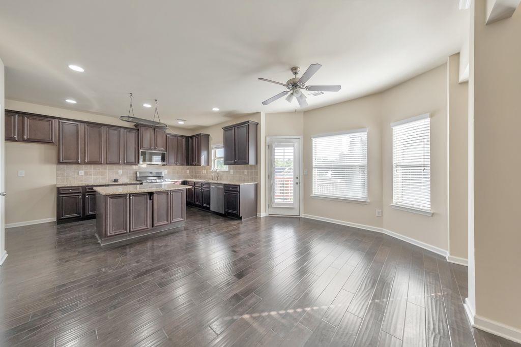 25 Fox Knoll Trail