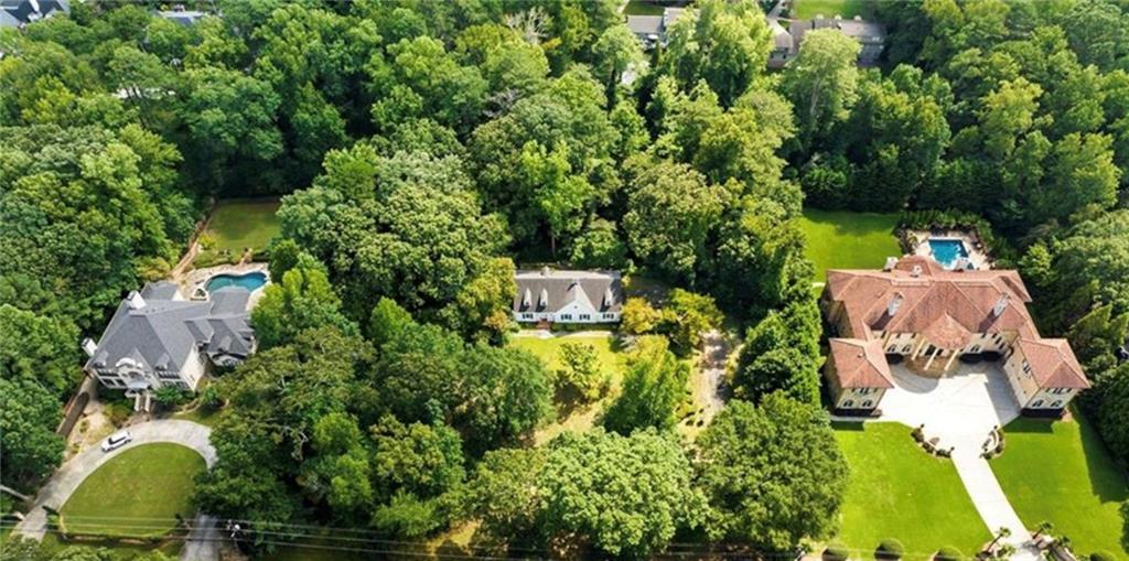 700 Heards Ferry Road