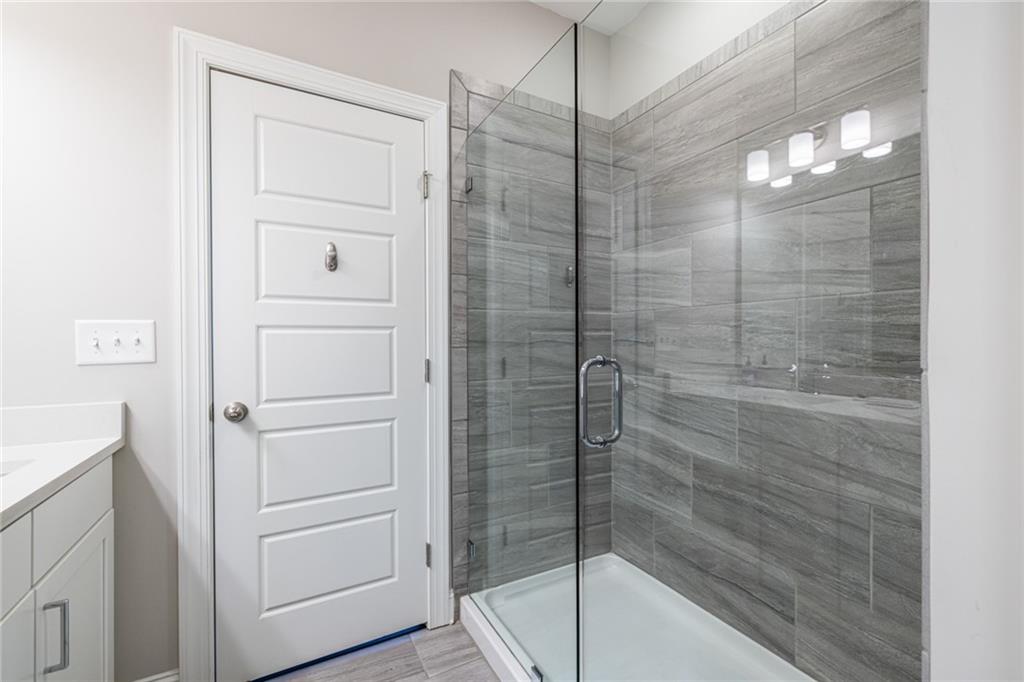 2048 Rockledge Road, Atlanta, Georgia image 42