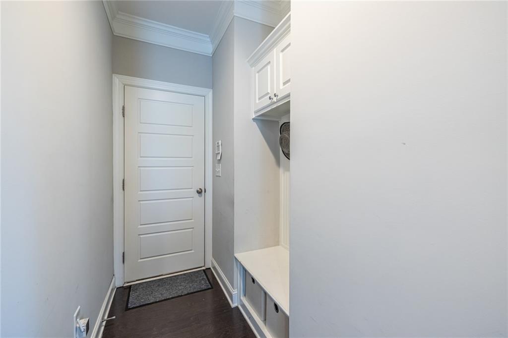 2048 Rockledge Road, Atlanta, Georgia image 8