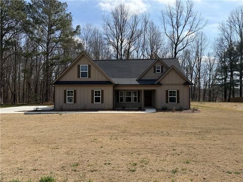 Homes For Sale - 629 136 Connector<br/> Talking Rock, GA 30175