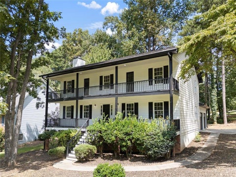 Homes For Sale - 4795 Boxwood Way<br/> Acworth, GA 30102
