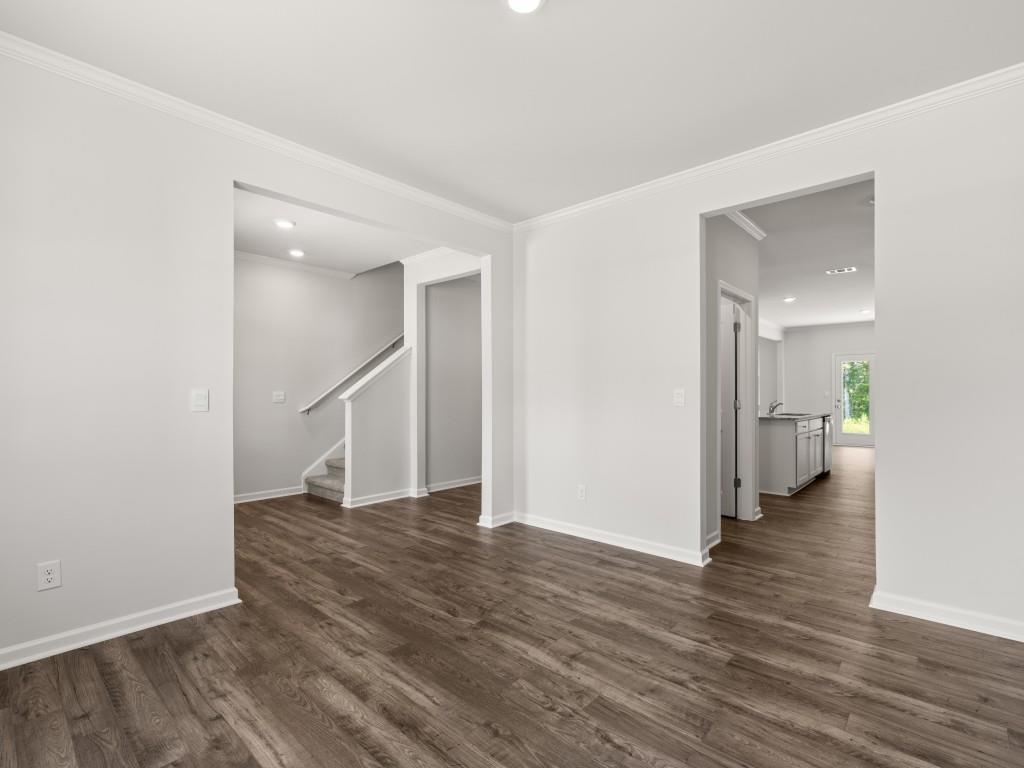 116 Crooked Lake Park