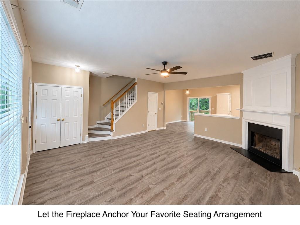 9155 Nesbit Ferry Road 100