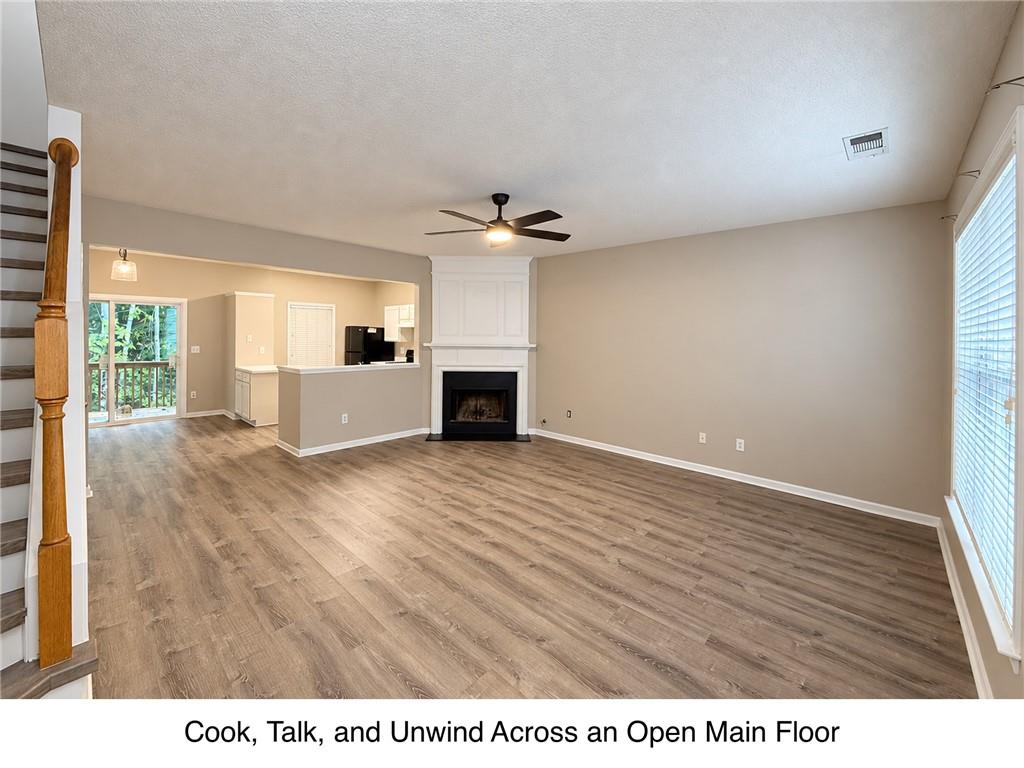 9155 Nesbit Ferry Road 100
