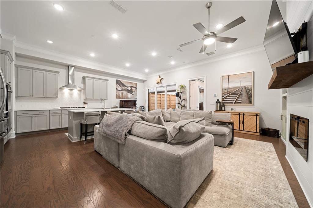 762 Stickley Oak Way
