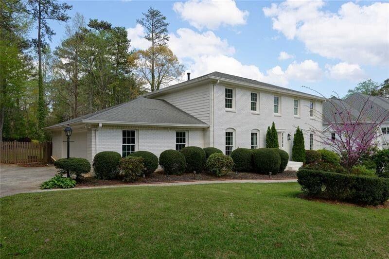 3811 Valley Green Drive
